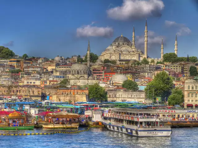 Sommerurlaub in Istanbul: Eine Stadt voller Geschichte, Kultur und Unterhaltung